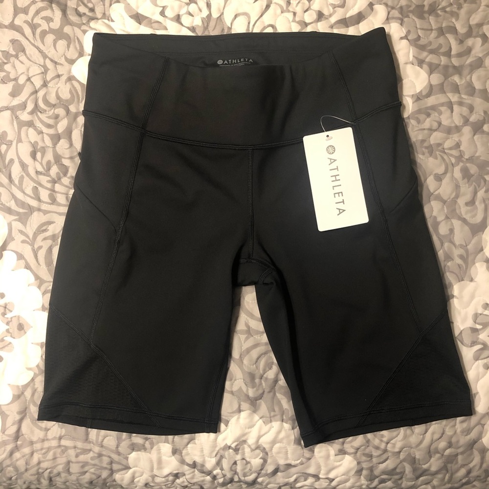NWT-Athleta 9” Contender Shorts